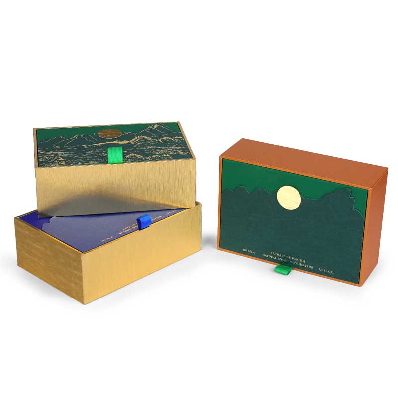 Flip-Top Landscape Gift Box