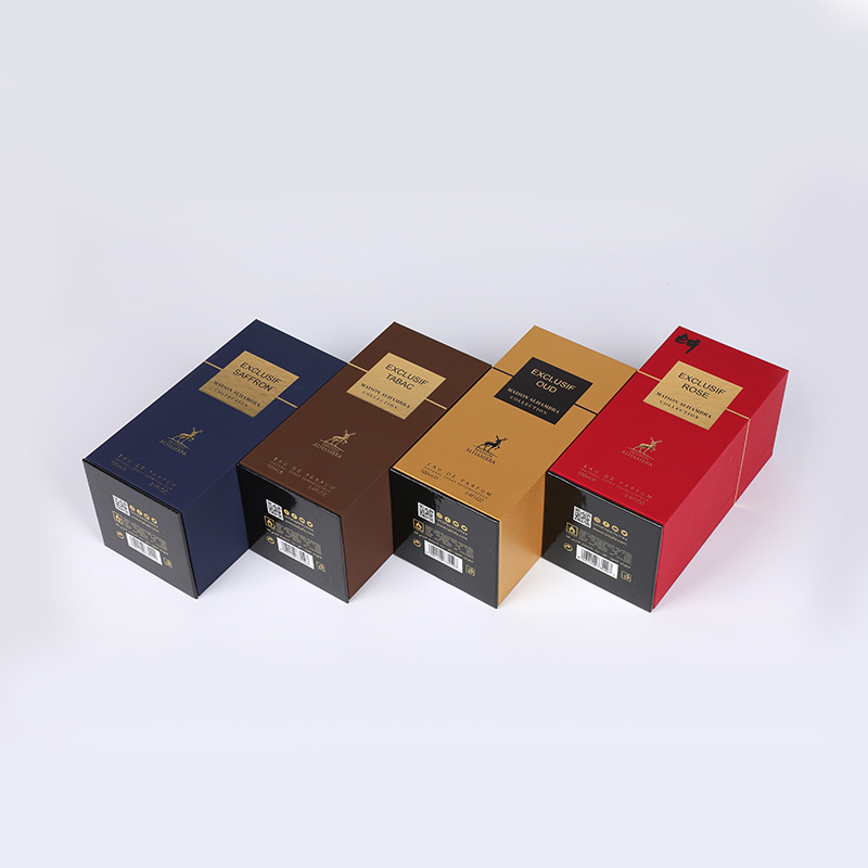 Aurum calidum stampam aureum admirari